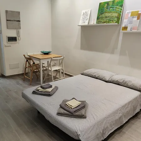 Narciso House - 7 Stops From Colosseo *